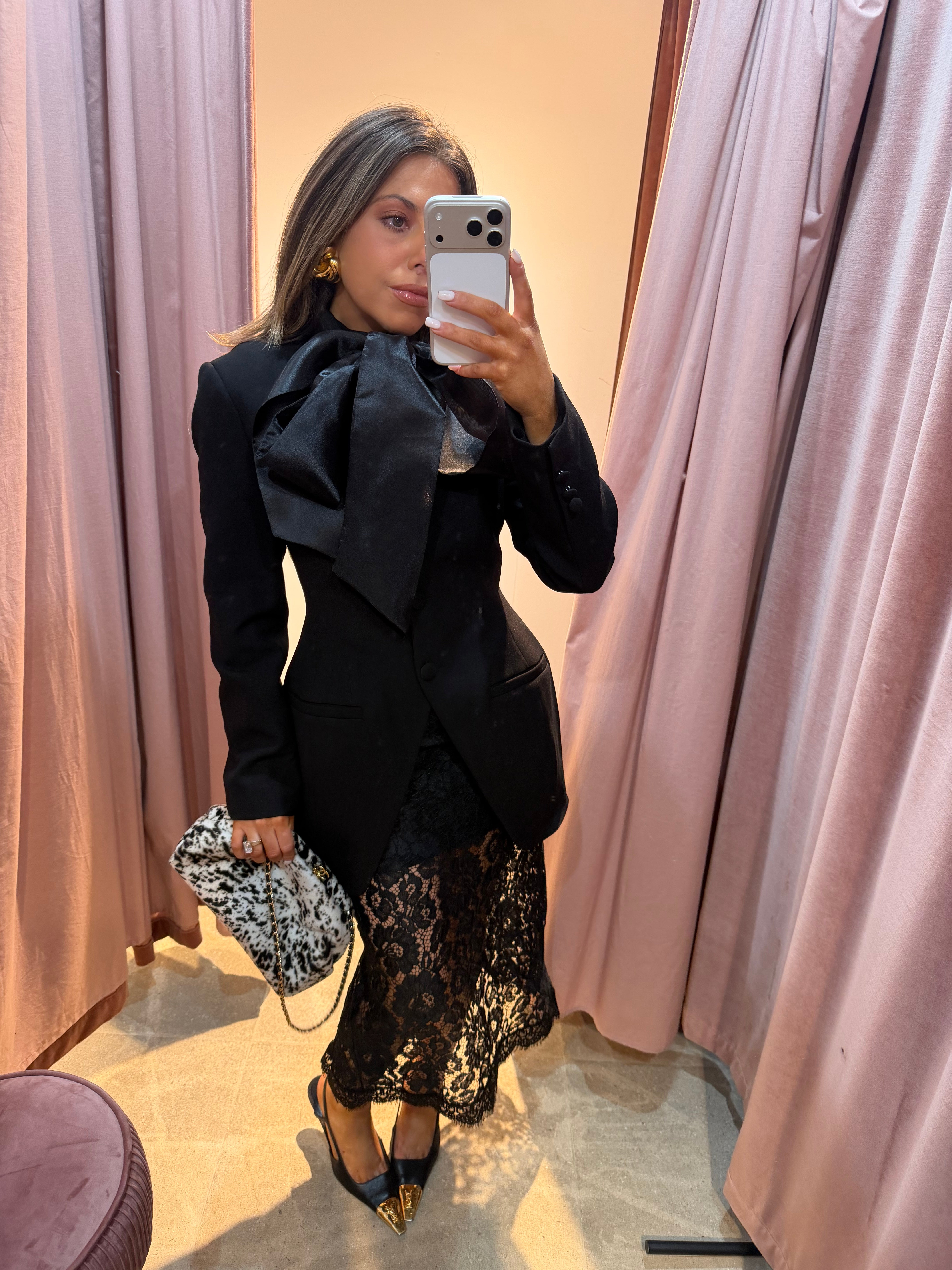 The Black Lace Skirt
